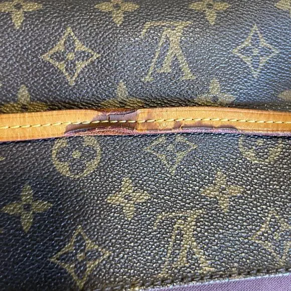 💎✨LUXURY✨💎 Authentic Louis Vuitton Crossbody Bag - Picture 9 of 13